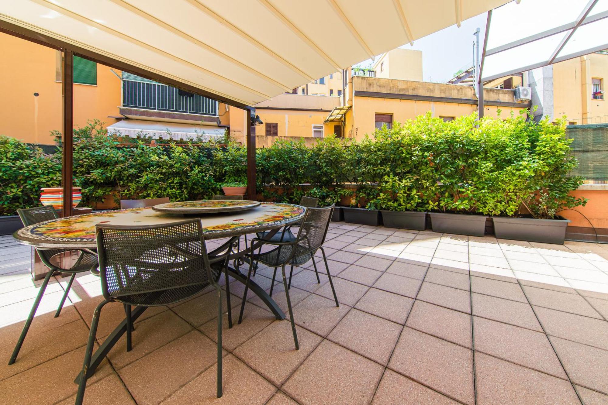 Nettuno Apartment - Private Garden In Bologna Center Exterior foto
